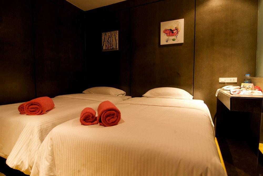 Justbeds Hotel Bangkok Ngoại thất bức ảnh