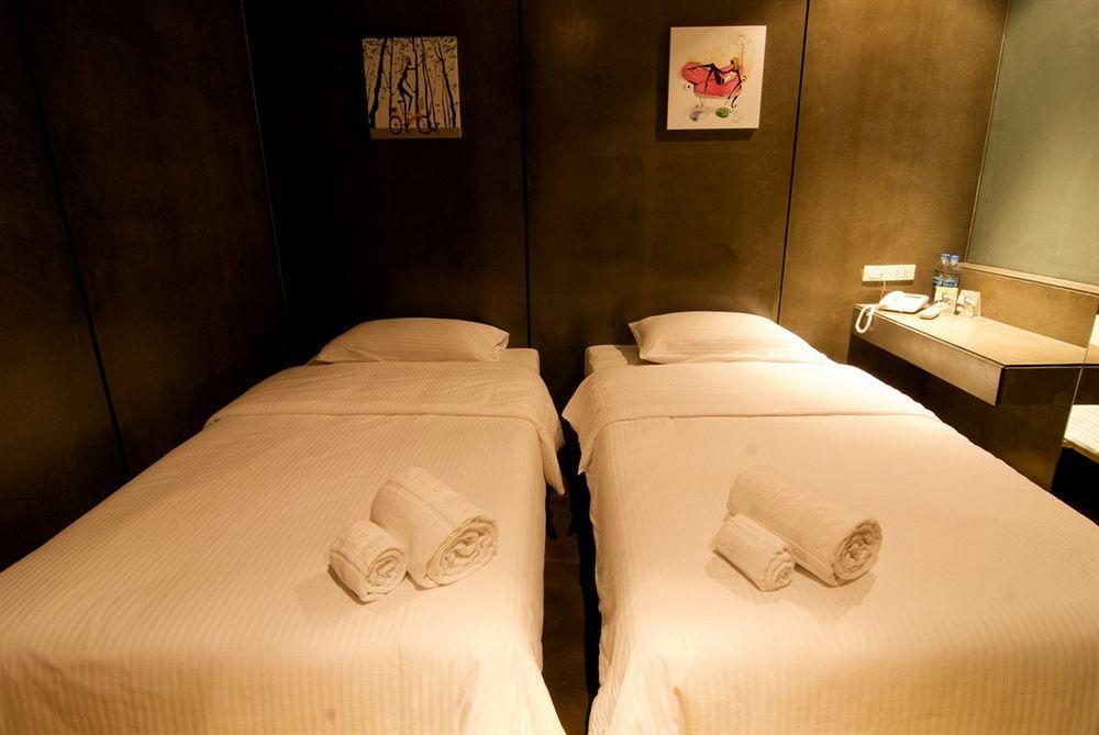 Justbeds Hotel Bangkok Ngoại thất bức ảnh