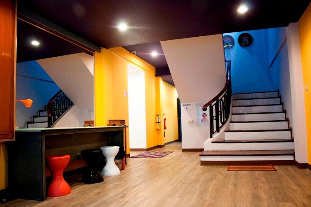 Justbeds Hotel Bangkok Ngoại thất bức ảnh