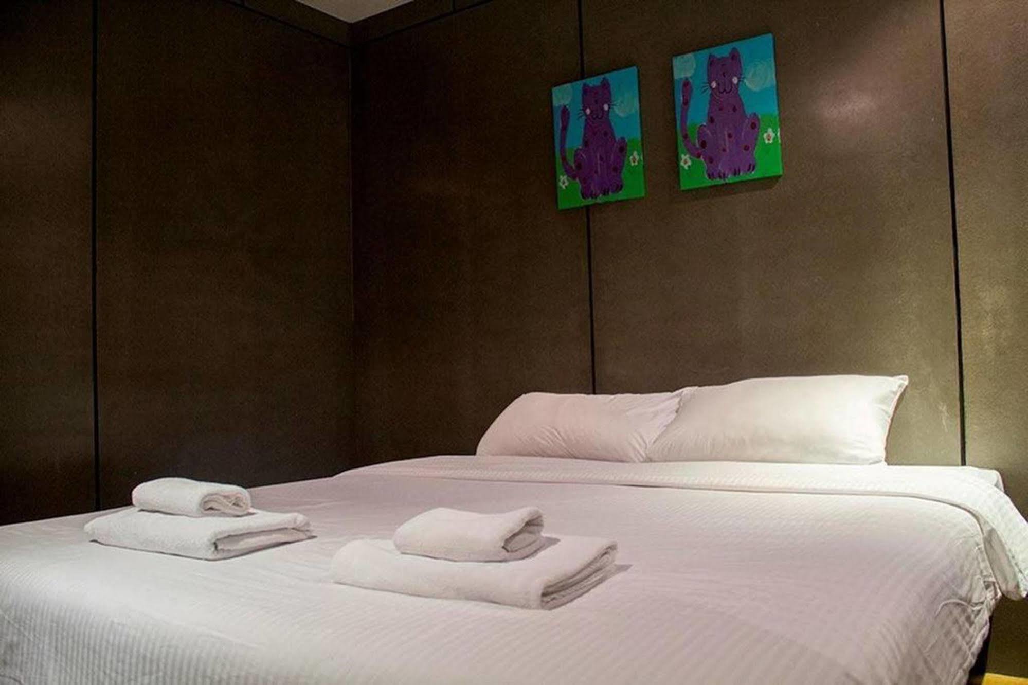 Justbeds Hotel Bangkok Ngoại thất bức ảnh