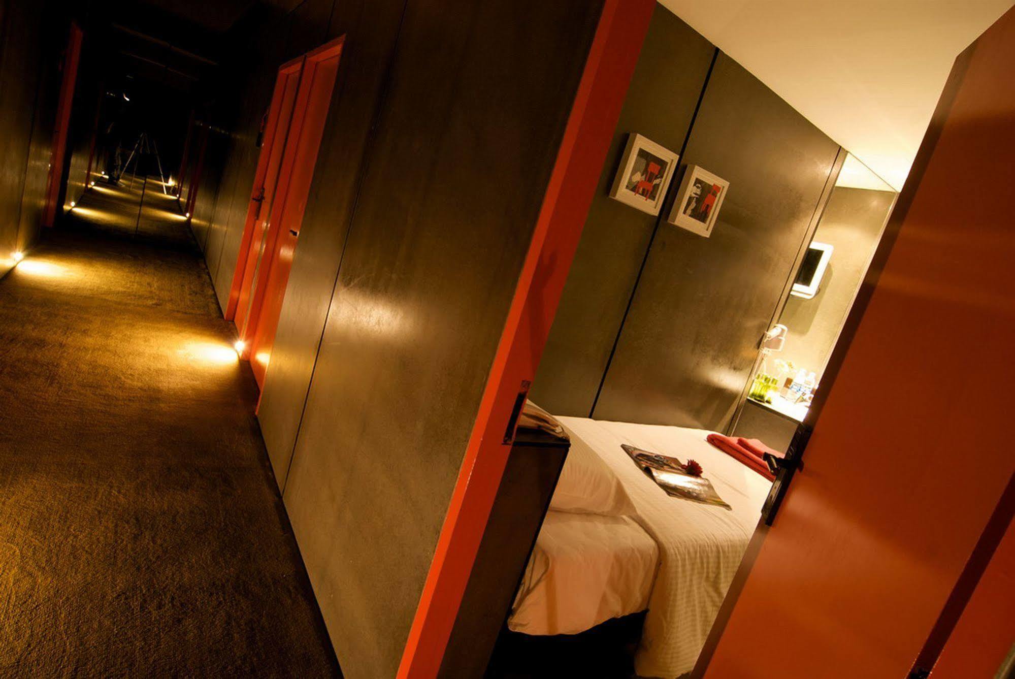 Justbeds Hotel Bangkok Ngoại thất bức ảnh